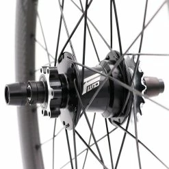 Paire De Roues Forward Joyride V2 Carbone - Jr/Exp - 20mm - 28h 12 Paire De Roues Forward Joyride V2 Carbone - Jr/Exp - 20mm - 28h -Collections GJ Cycling Soldes Magasin paire de roues forward joyride v2 carbone jrexp 20mm 28h 4