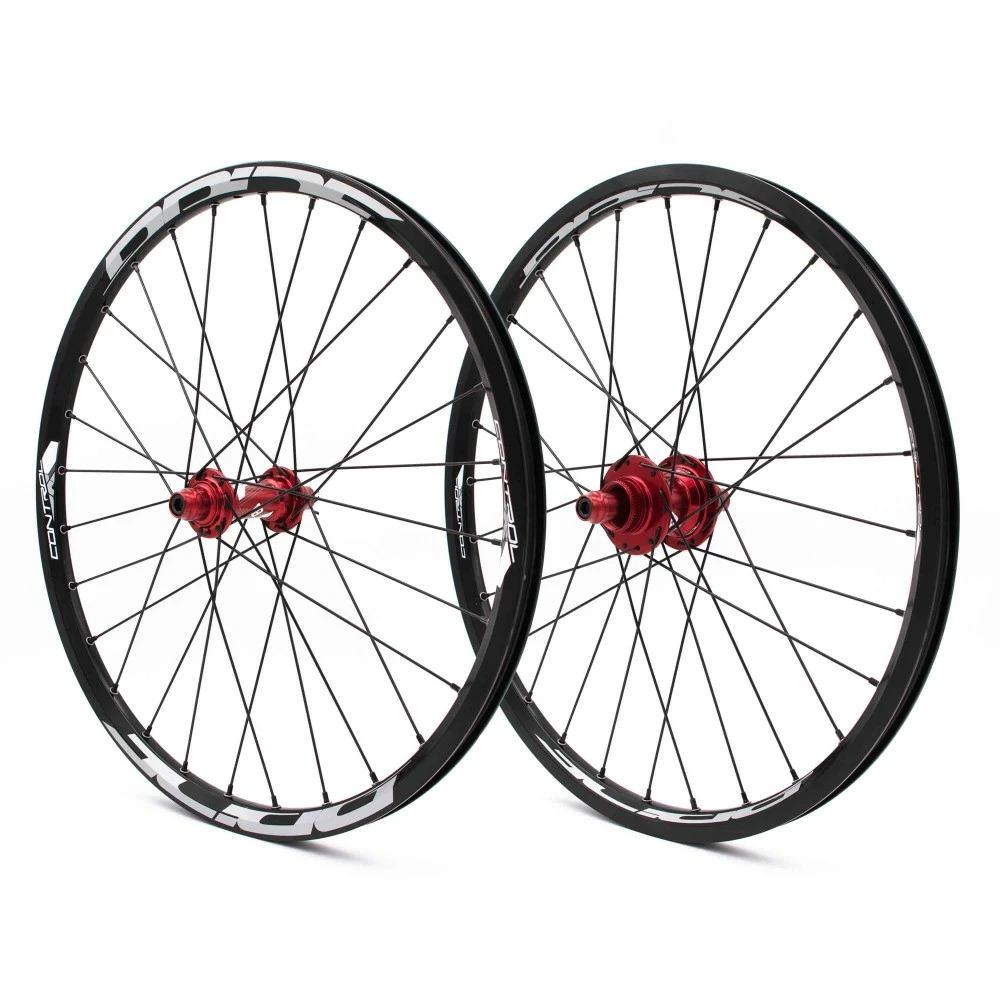 Paire De Roues Pride Control Exp 28h - Red 2 Paire De Roues Pride Control Exp 28h - Red