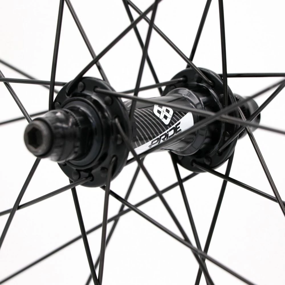 Paire De Roues Pride Gravity Exp SL Aero Ud Gloss / Moyeux Control 28H Black 4 Paire De Roues Pride Gravity Exp SL Aero Ud Gloss / Moyeux Control 28H Black – Image 2