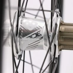 Paire De Roues Pride Gravity Exp SL Aero Ud Gloss / Moyeux Control 28H Polish -Collections GJ Cycling Soldes Magasin paire de roues pride gravity exp sl aero ud gloss moyeux control 28h polish 2