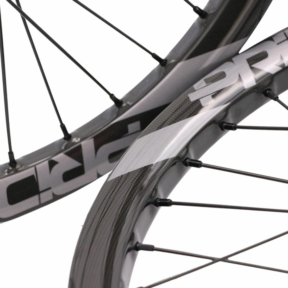 Paire De Roues Pride Wave CFR 1K Gloss / Moyeux Control 36H Black 4 Paire De Roues Pride Wave CFR 1K Gloss / Moyeux Control 36H Black – Image 2