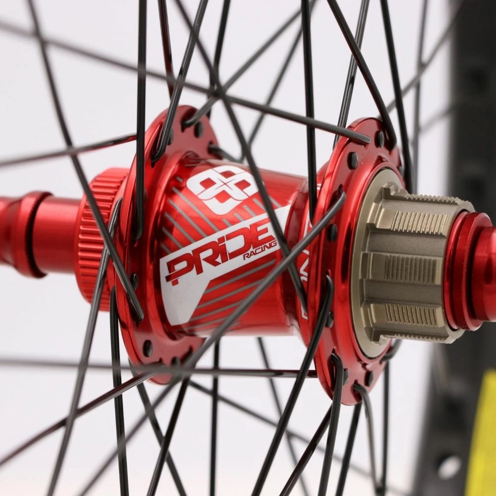 Paire De Roues Pride Wave CFR 1K Matt / Moyeux Control 36H Rouge 4 Paire De Roues Pride Wave CFR 1K Matt / Moyeux Control 36H Rouge – Image 3