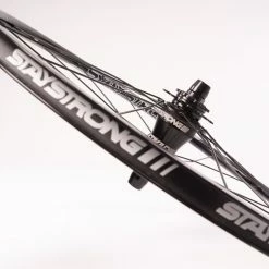 Paire De Roues Stay Strong Disc Reactiv Race V2 - 20 X 1-3/8" Black -Collections GJ Cycling Soldes Magasin paire de roues stay strong disc reactiv race v2 20 x 1 38 black 3