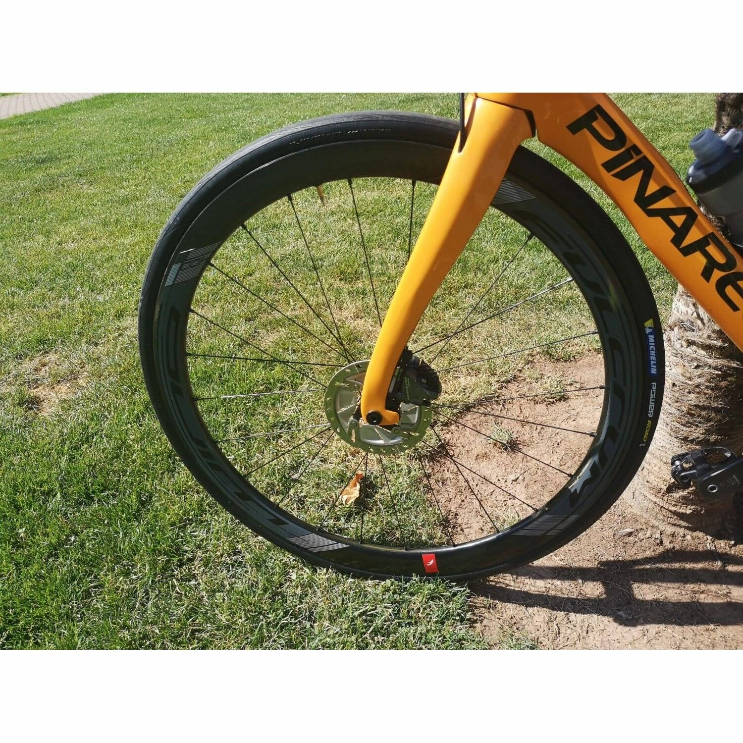 Vélo De Course Pinarello PRINCE DISK - 52 - 700c 8 Vélo De Course Pinarello PRINCE DISK - 52 - 700c – Image 6