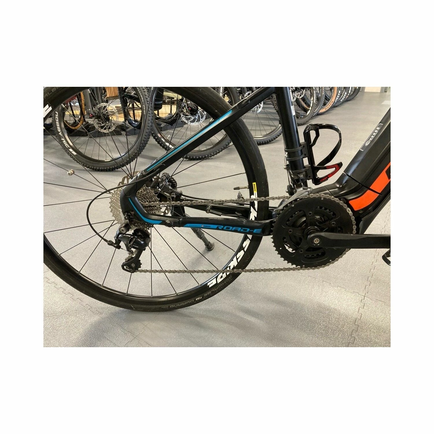 Vélo De Route électrique Giant - 48 5 Vélo De Route électrique Giant - 48 – Image 3