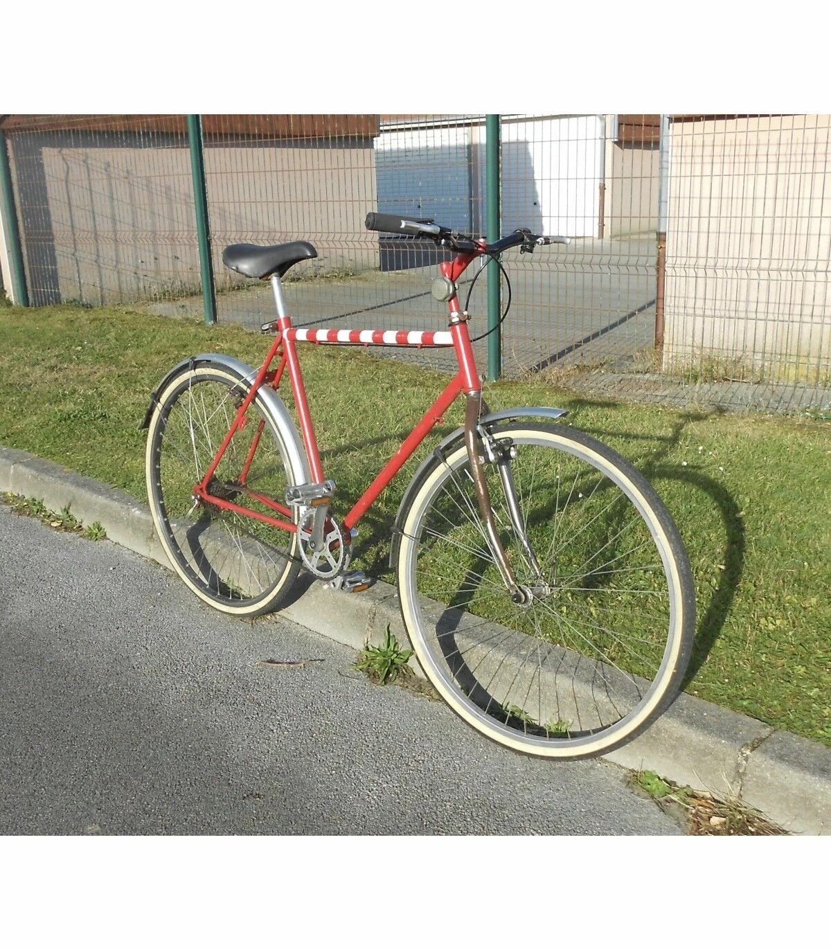 Vélo Urbain Autre Marque 4 Vélo Urbain Autre Marque – Image 2