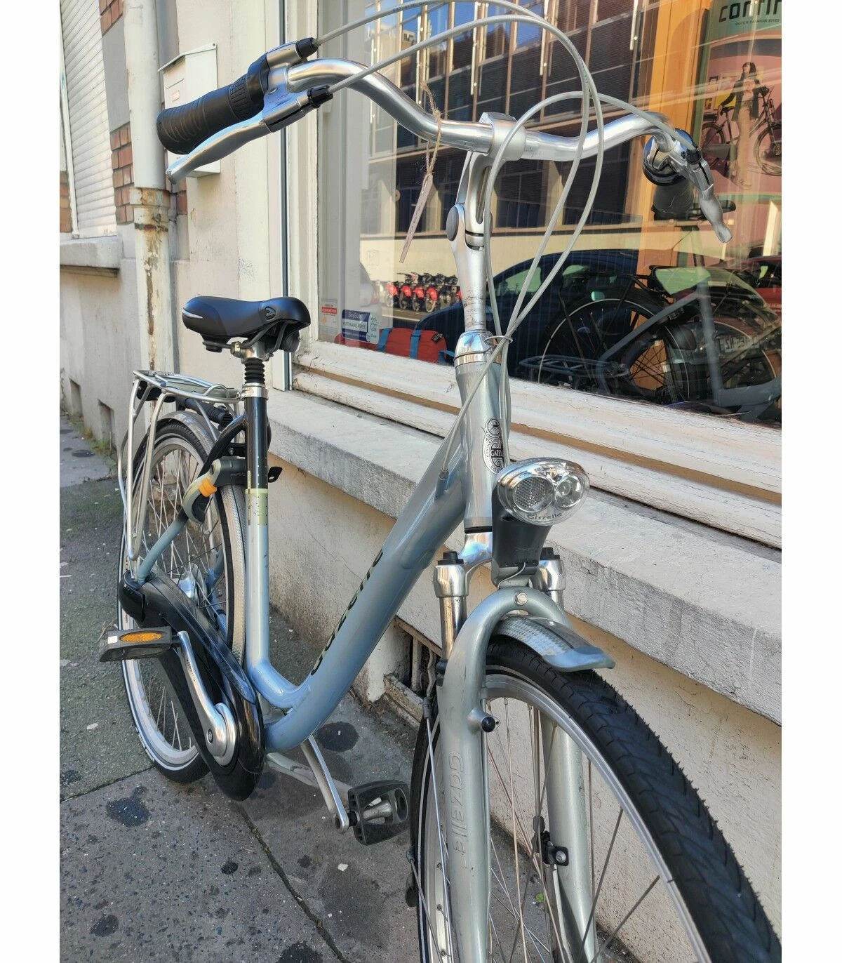 Vélo Hollandais Gazelle - M (53-55) 5 Vélo Hollandais Gazelle - M (53-55) – Image 3