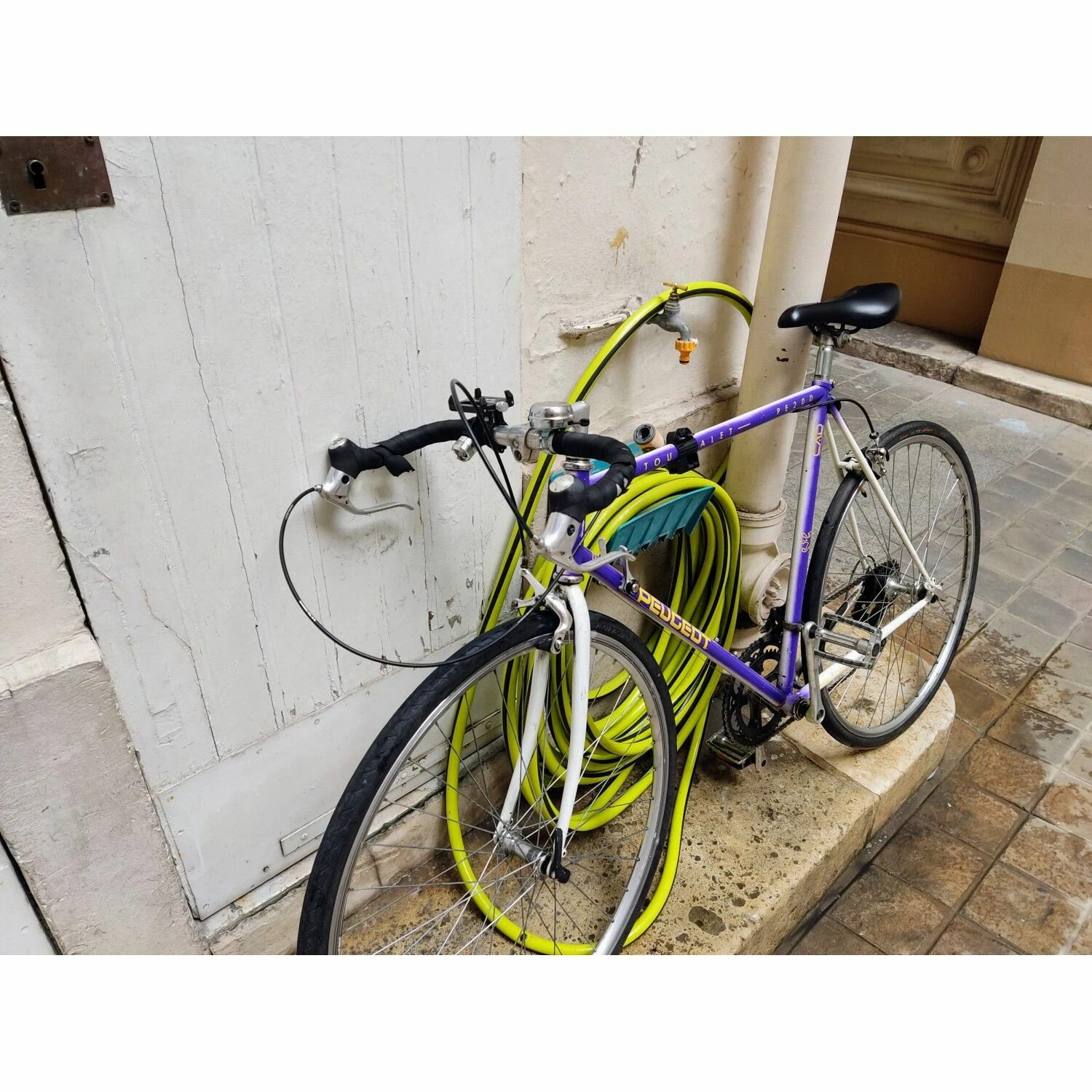 Vélo Urbain Autre Marque 4 Vélo Urbain Autre Marque – Image 2