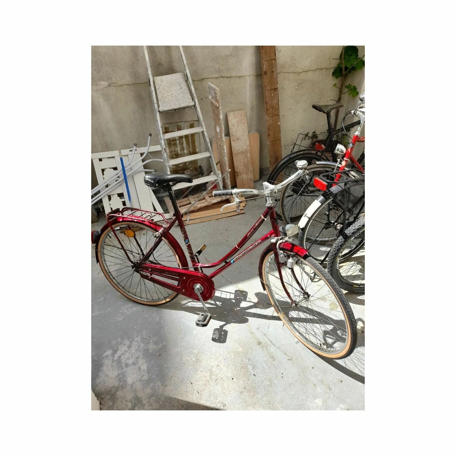 Vélo Hollandais Continental - M (53-55) 3 Vélo Hollandais Continental - M (53-55)